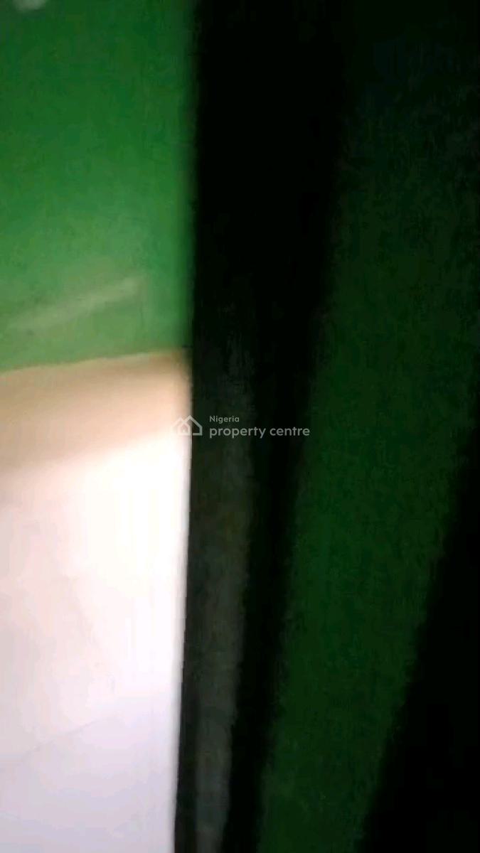 a Decent 2-bedroom with 2toilet and 2bt, Ogudu, Lagos, Flat / Apartment for Rent