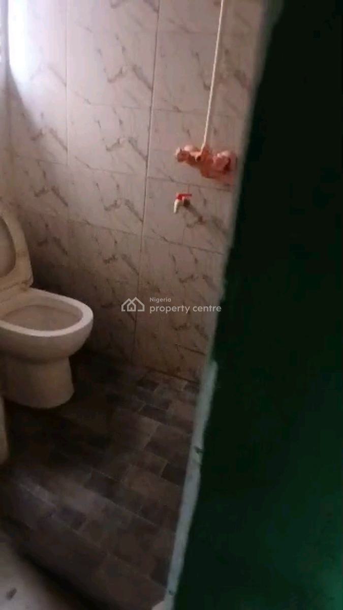 a Decent 2-bedroom with 2toilet and 2bt, Ogudu, Lagos, Flat / Apartment for Rent