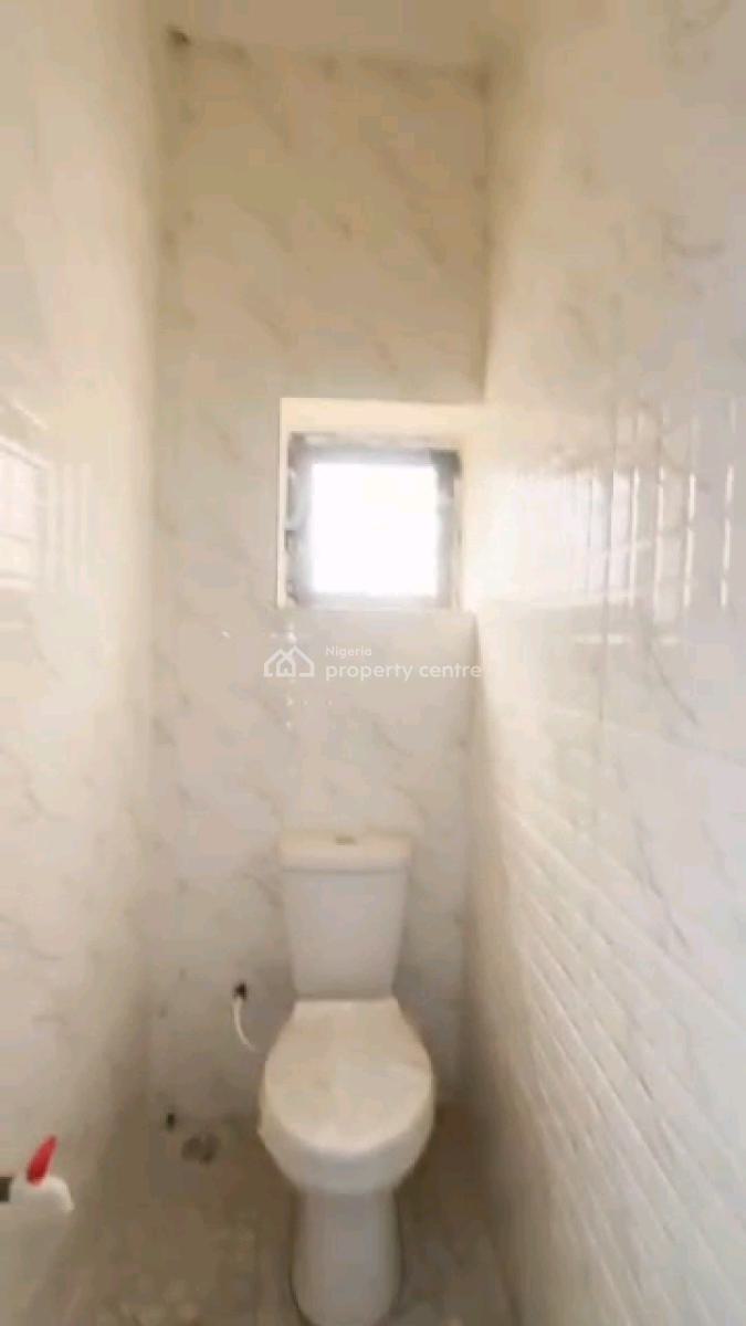 a Newly Built and Spacious 2bedroom Apartment, Off Pedro Road, Ladilak, Shomolu, Lagos, Flat / Apartment for Rent