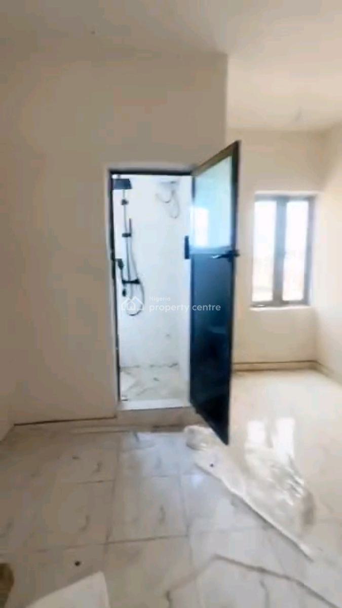 a Newly Built and Spacious 2bedroom Apartment, Off Pedro Road, Ladilak, Shomolu, Lagos, Flat / Apartment for Rent