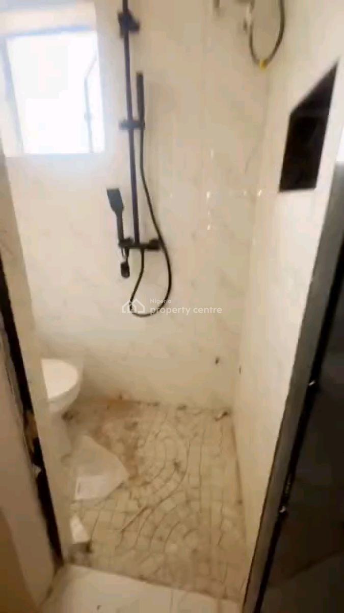 a Newly Built and Spacious 2bedroom Apartment, Off Pedro Road, Ladilak, Shomolu, Lagos, Flat / Apartment for Rent