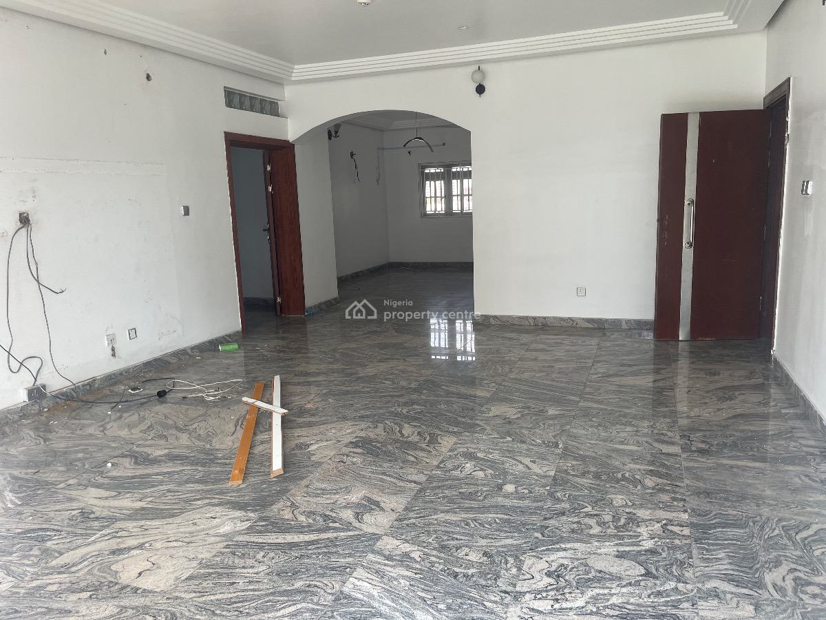 Luxury and Well Equipped 12 Units of 3 Bedrooms Apartments with, Pool, Gym, Victoria Island (vi), Lagos, Flat / Apartment for Rent