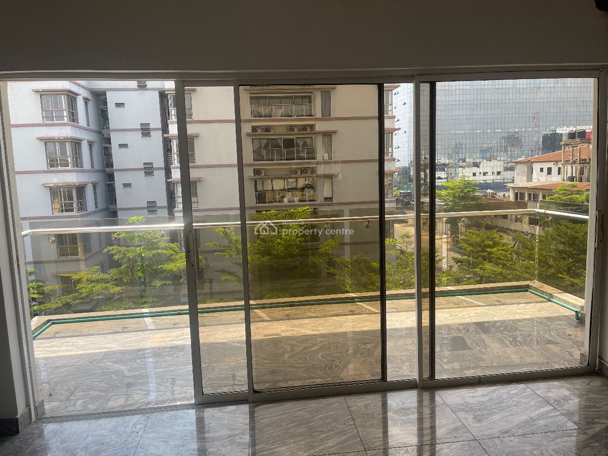 Luxury and Well Equipped 12 Units of 3 Bedrooms Apartments with, Pool, Gym, Victoria Island (vi), Lagos, Flat / Apartment for Rent