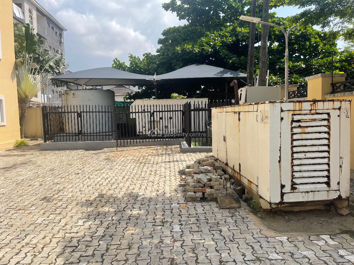 Luxury and Well Equipped 12 Units of 3 Bedrooms Apartments with, Pool, Gym, Victoria Island (vi), Lagos, Flat / Apartment for Rent