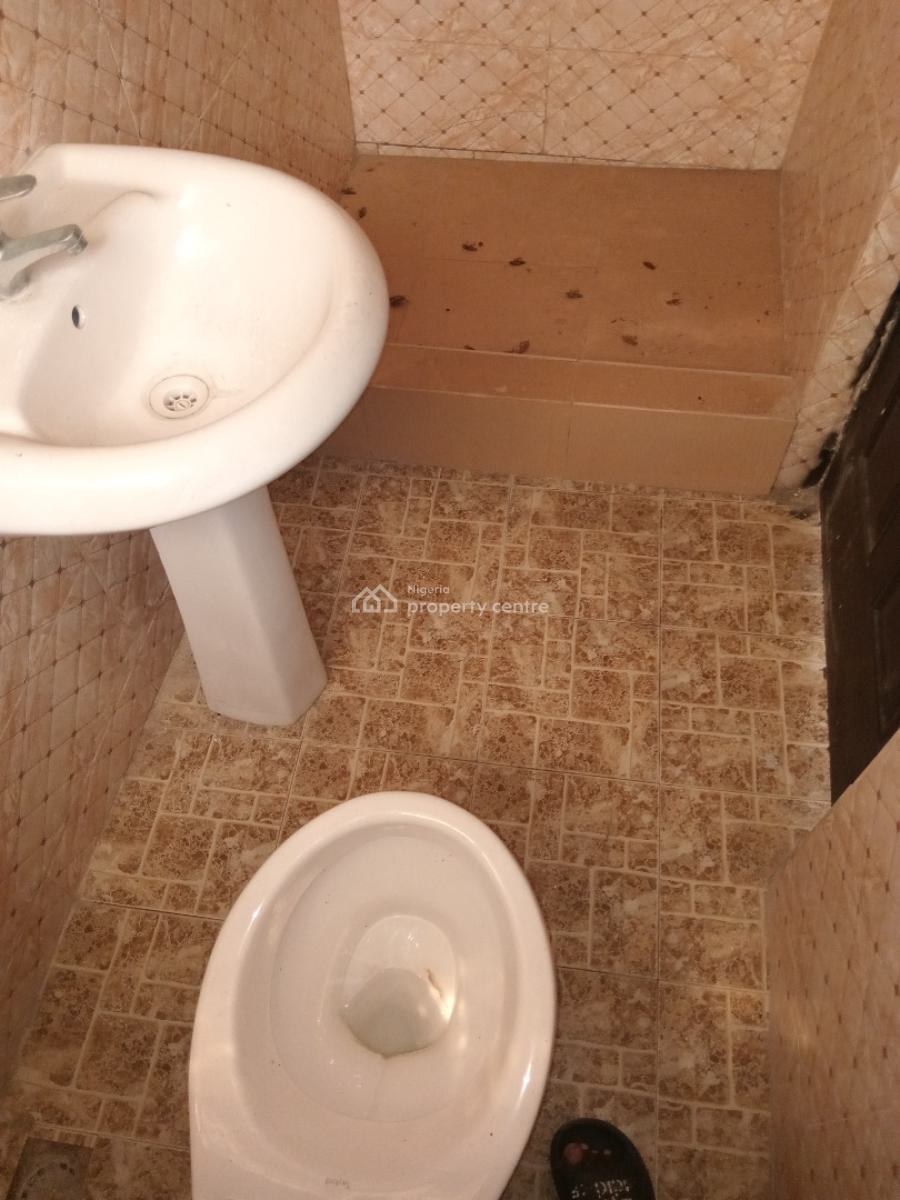 2 Bedroom Flat Downstairs, Ikate Salem, Lekki, Lagos, Flat / Apartment for Rent