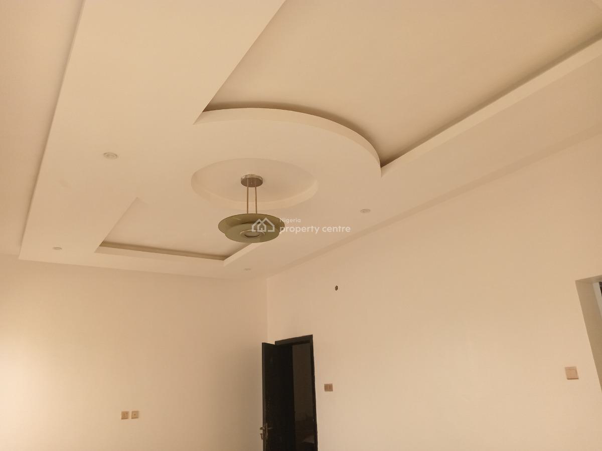 2 Bedroom Flat Downstairs, Ikate Salem, Lekki, Lagos, Flat / Apartment for Rent