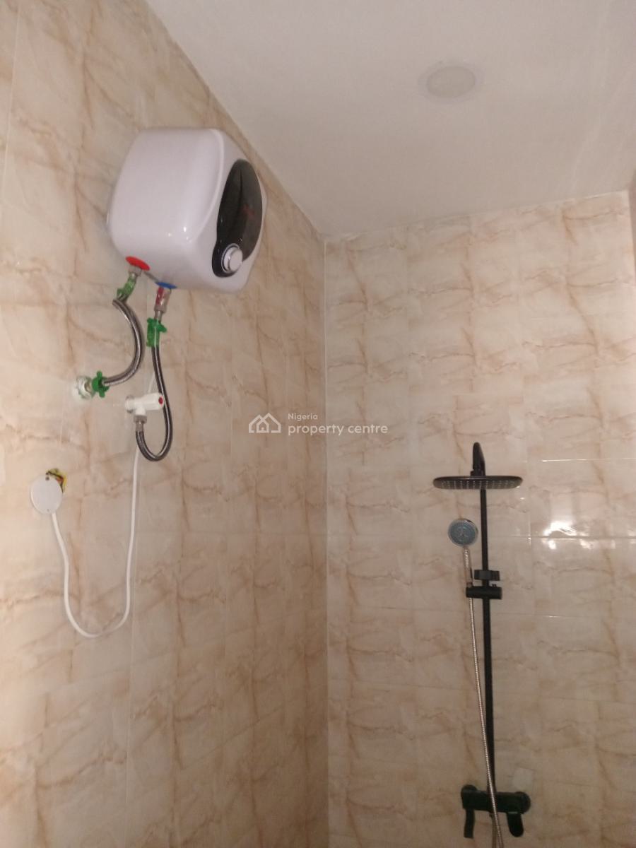 2 Bedroom Flat Downstairs, Ikate Salem, Lekki, Lagos, Flat / Apartment for Rent