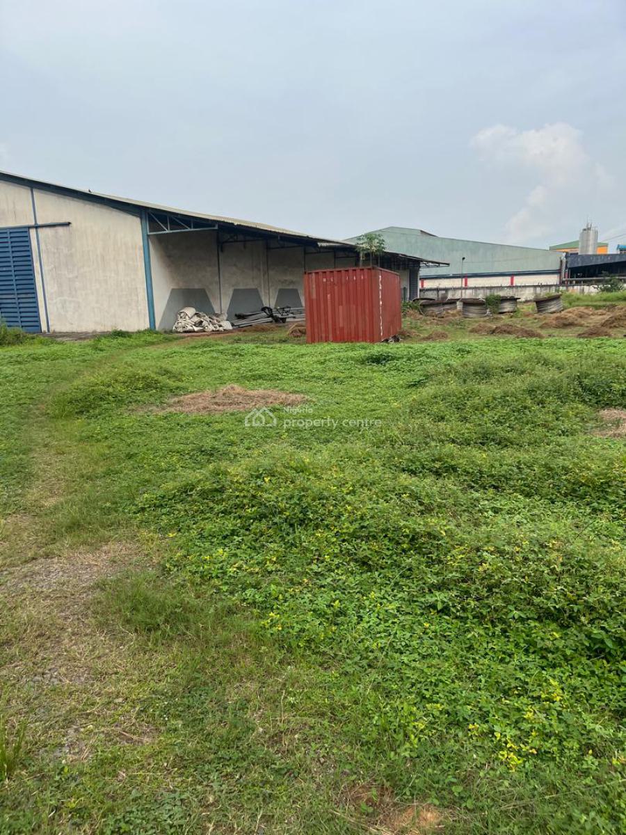 Corner Piece Hectares of Land, Acme Road, Ikeja, Lagos, Block of Flats for Sale