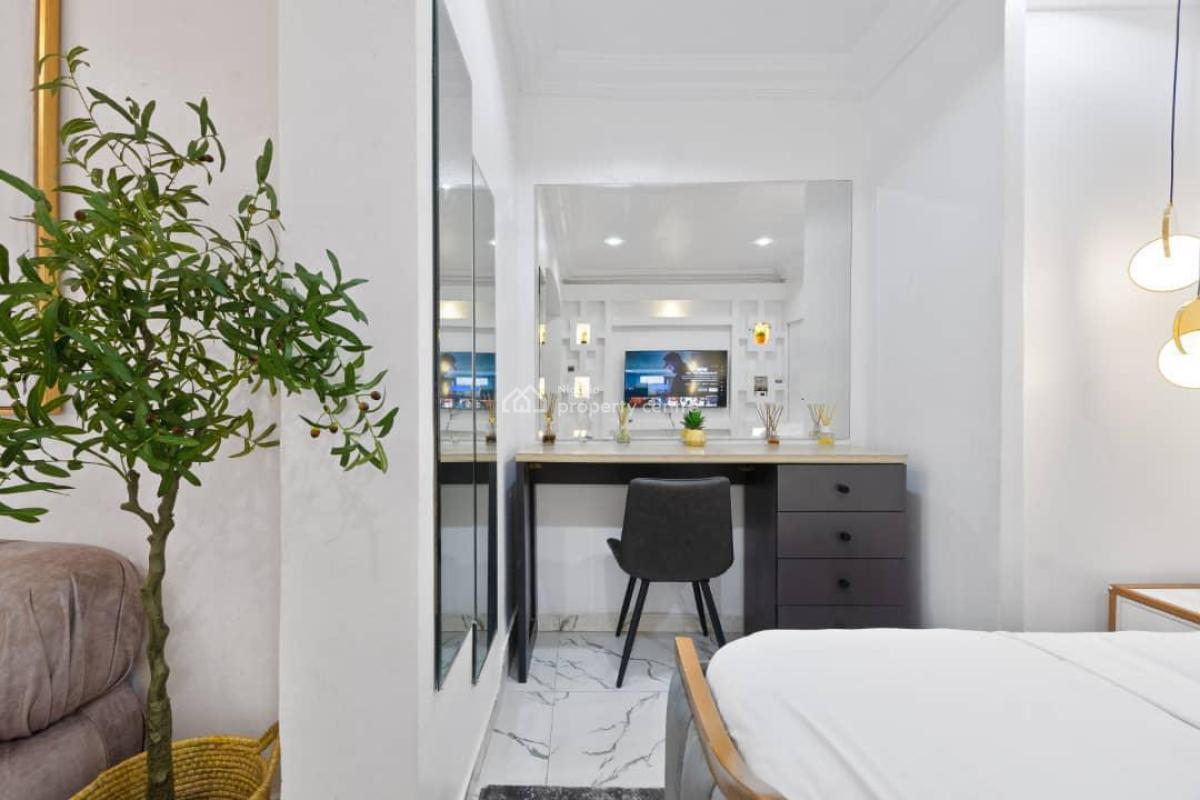 Lovely 1 Bedroom Apartment, Lekki Phase 1, Lekki, Lagos, Flat / Apartment Short Let