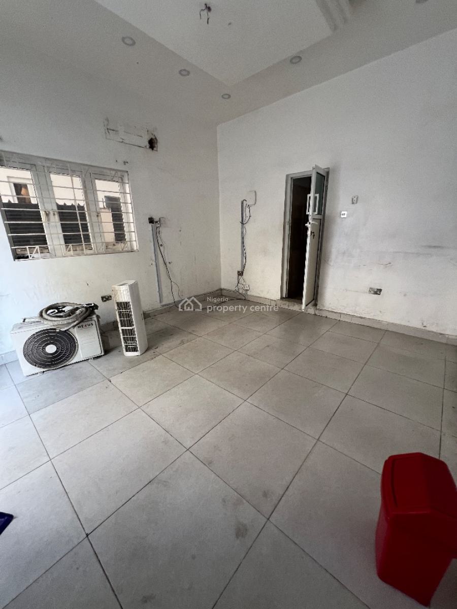 Shop Space Ground Floor Good for Office Or Shop, Off Admiralty Way, Lekki Phase 1, Lekki, Lagos, Shop for Rent