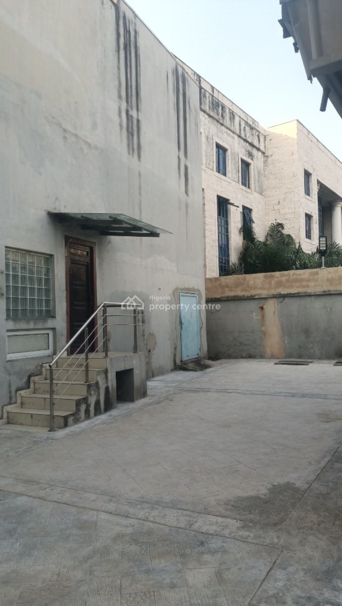 a Storey  Commercial Building, Adeola Odeku, Victoria Island (vi), Lagos, Commercial Property for Rent