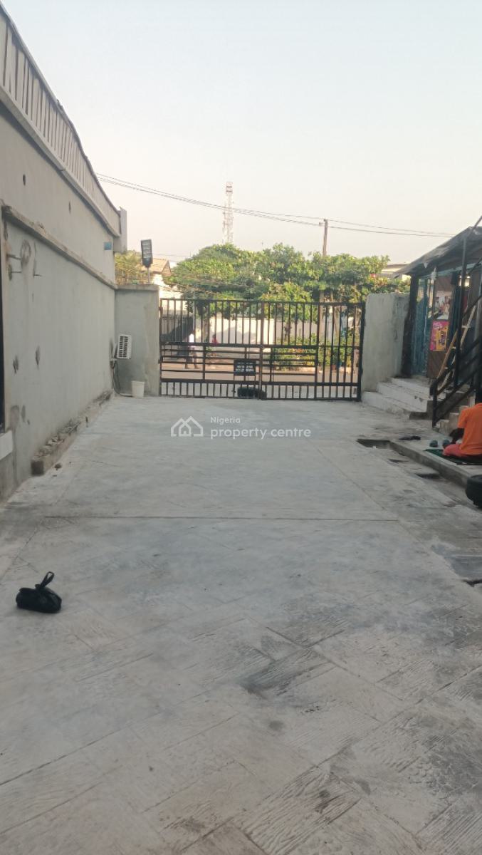a Storey  Commercial Building, Adeola Odeku, Victoria Island (vi), Lagos, Commercial Property for Rent