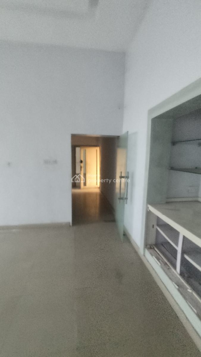 a Storey  Commercial Building, Adeola Odeku, Victoria Island (vi), Lagos, Commercial Property for Rent