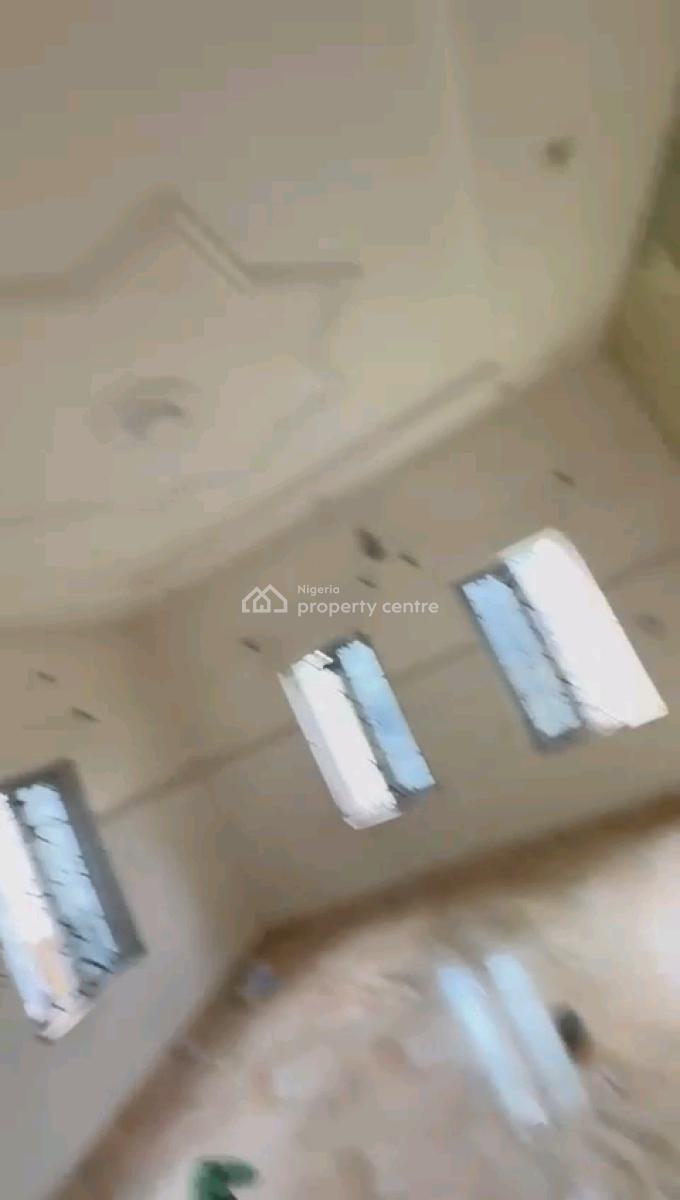 a Relatively New and Decent Roomself Contain, Oloruntoyin Street, Oworonshoki, Shomolu, Lagos, Self Contain (single Rooms) for Rent