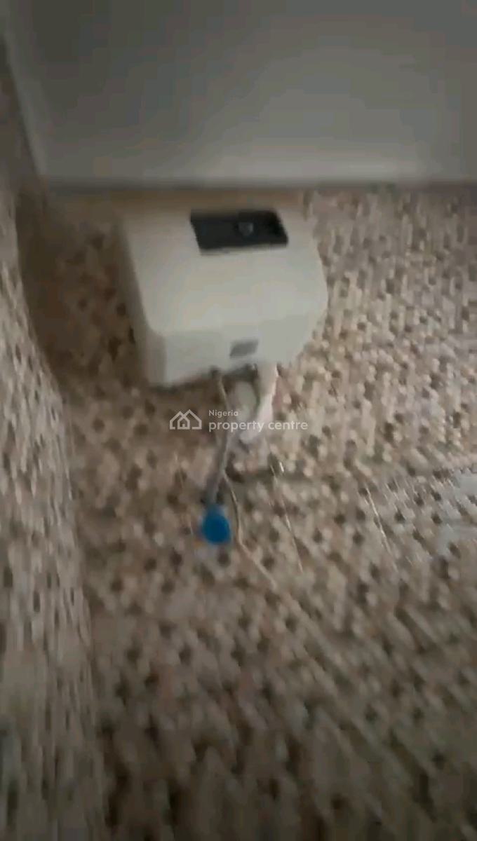 a Relatively New and Decent Roomself Contain, Oloruntoyin Street, Oworonshoki, Shomolu, Lagos, Self Contain (single Rooms) for Rent