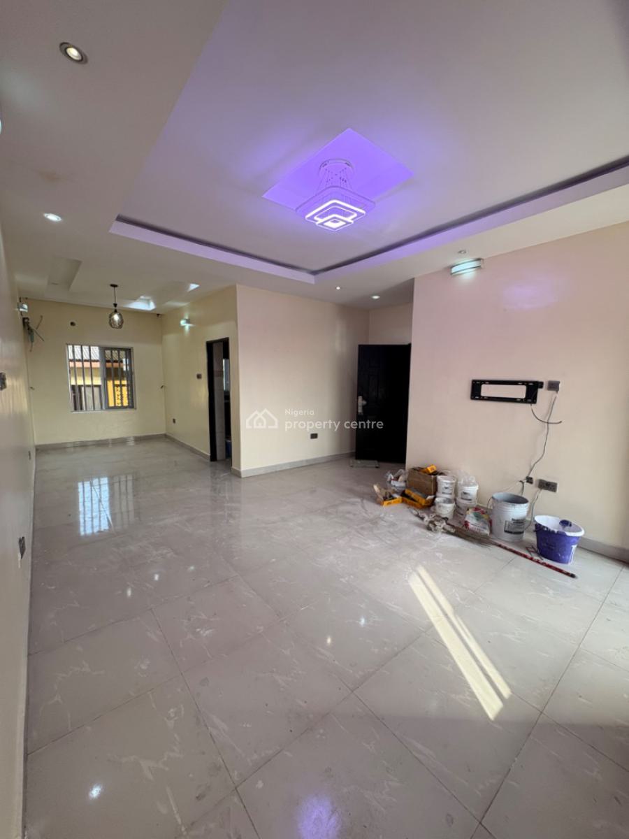 Exclusive 2 Bedroom Apartment, Owororo, Gbagada, Lagos, Flat / Apartment for Rent