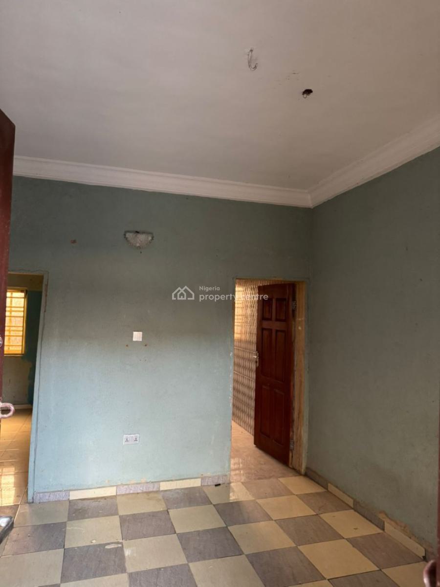Executive Mini Flat, Martins Estate,alagbole Via Ojodu Berger Lagos, Ojodu Berger, Ojodu, Lagos, Mini Flat (room and Parlour) for Rent