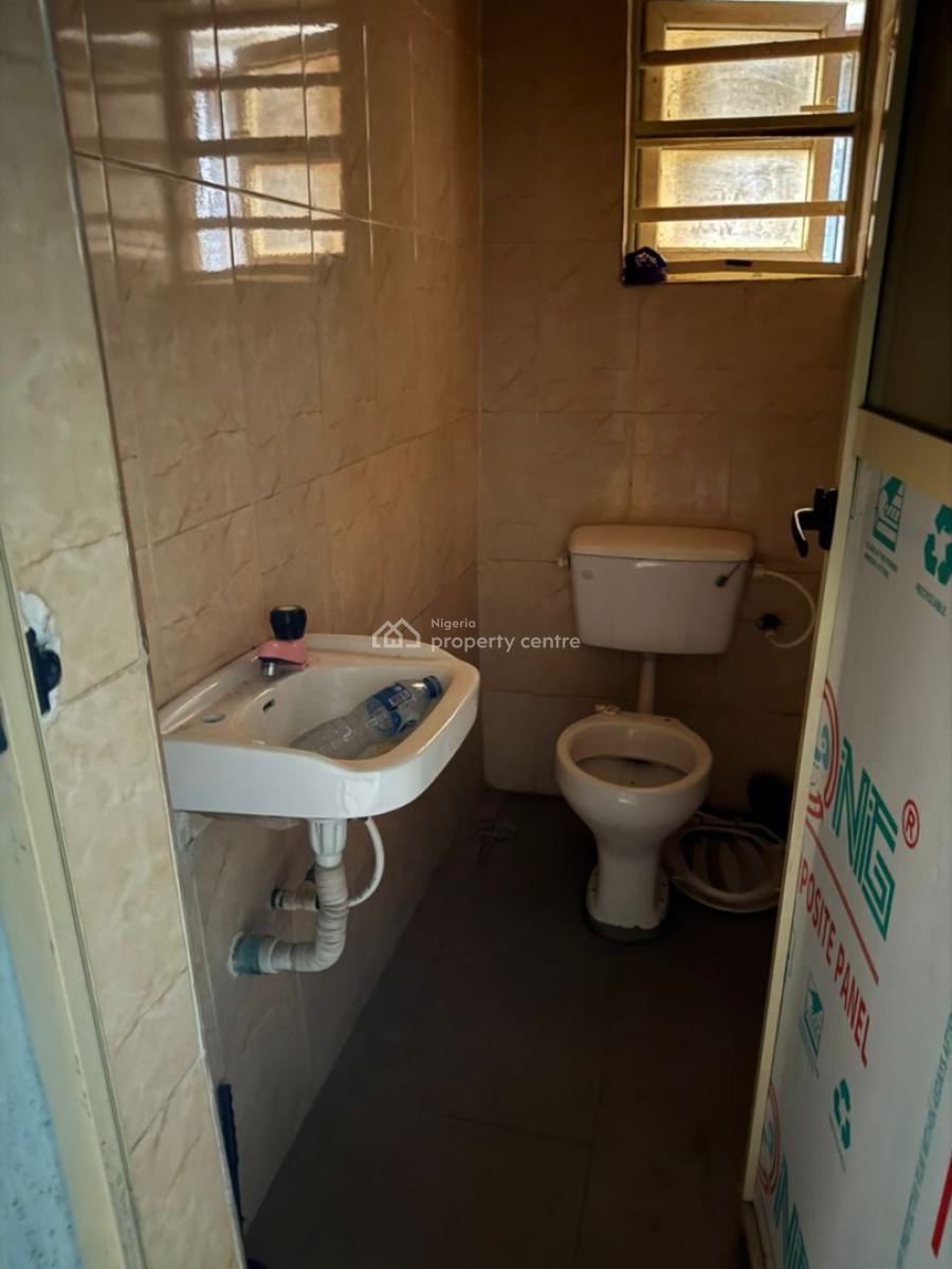 Executive Mini Flat, Martins Estate,alagbole Via Ojodu Berger Lagos, Ojodu Berger, Ojodu, Lagos, Mini Flat (room and Parlour) for Rent