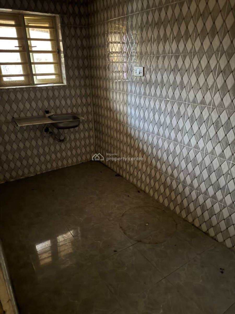 Executive Mini Flat, Martins Estate,alagbole Via Ojodu Berger Lagos, Ojodu Berger, Ojodu, Lagos, Mini Flat (room and Parlour) for Rent