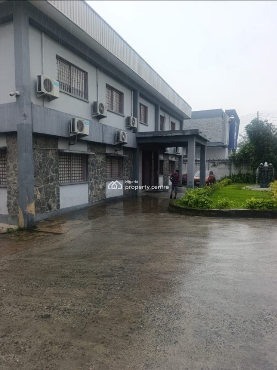 9044.81sqm Warehouse, Ilupeju, Lagos, Warehouse for Sale