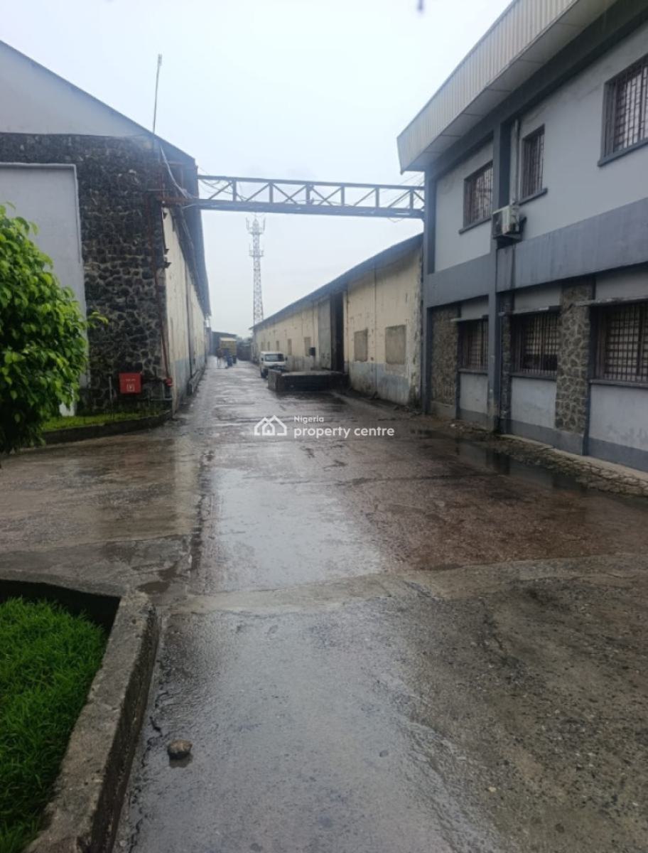 9044.81sqm Warehouse, Ilupeju, Lagos, Warehouse for Sale
