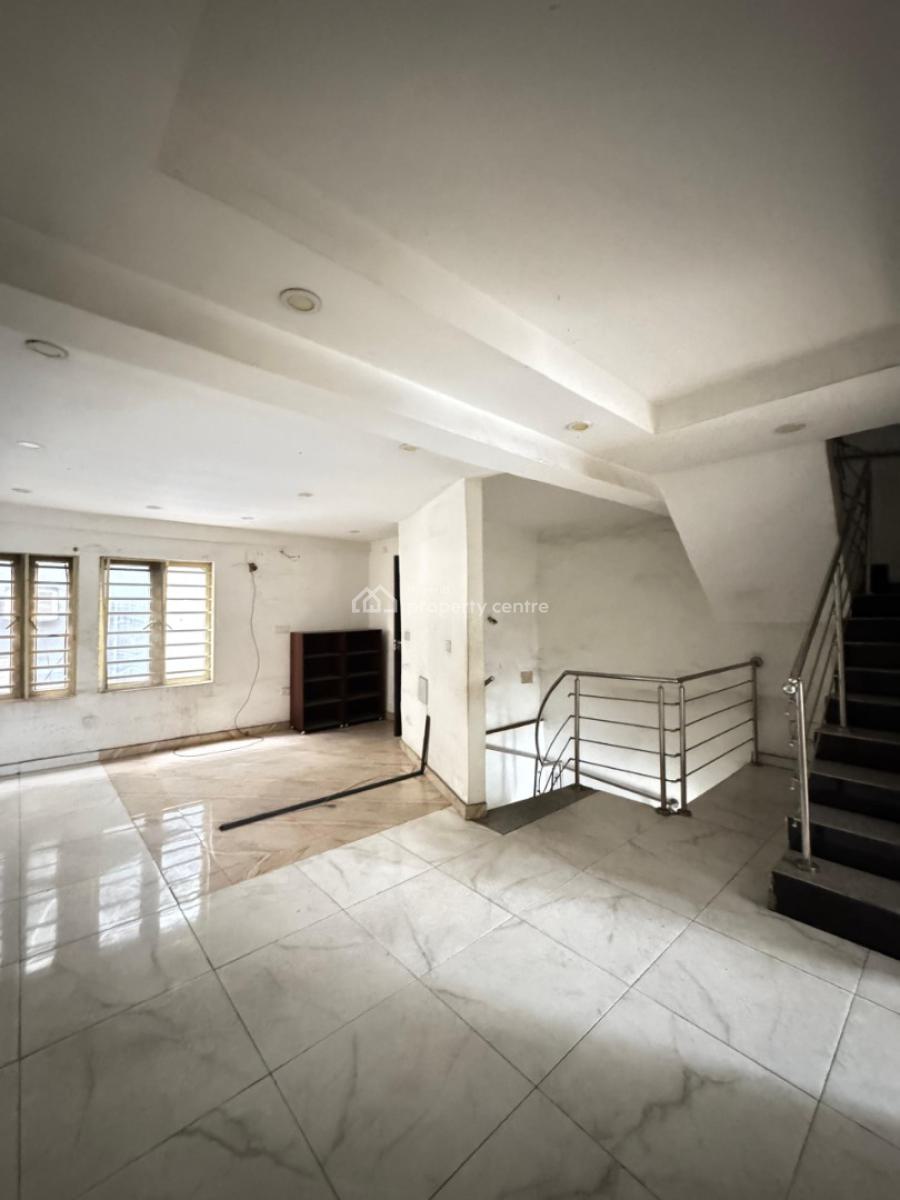 Very Solid 4 Bedroom Terrace Duplex with Family Lounge, Surulere, Lagos, Terraced Duplex for Sale