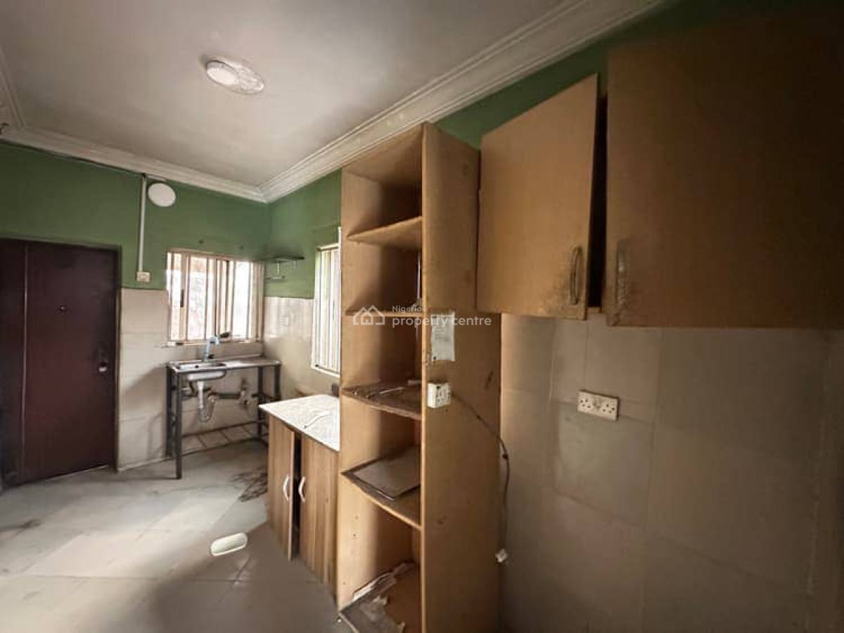 2 Bedroom Apartment, Mobile, Ilaje, Ajah, Lagos, Flat / Apartment for Rent