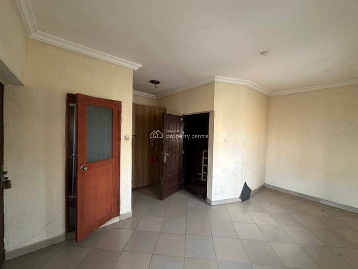2 Bedroom Apartment, Mobile, Ilaje, Ajah, Lagos, Flat / Apartment for Rent