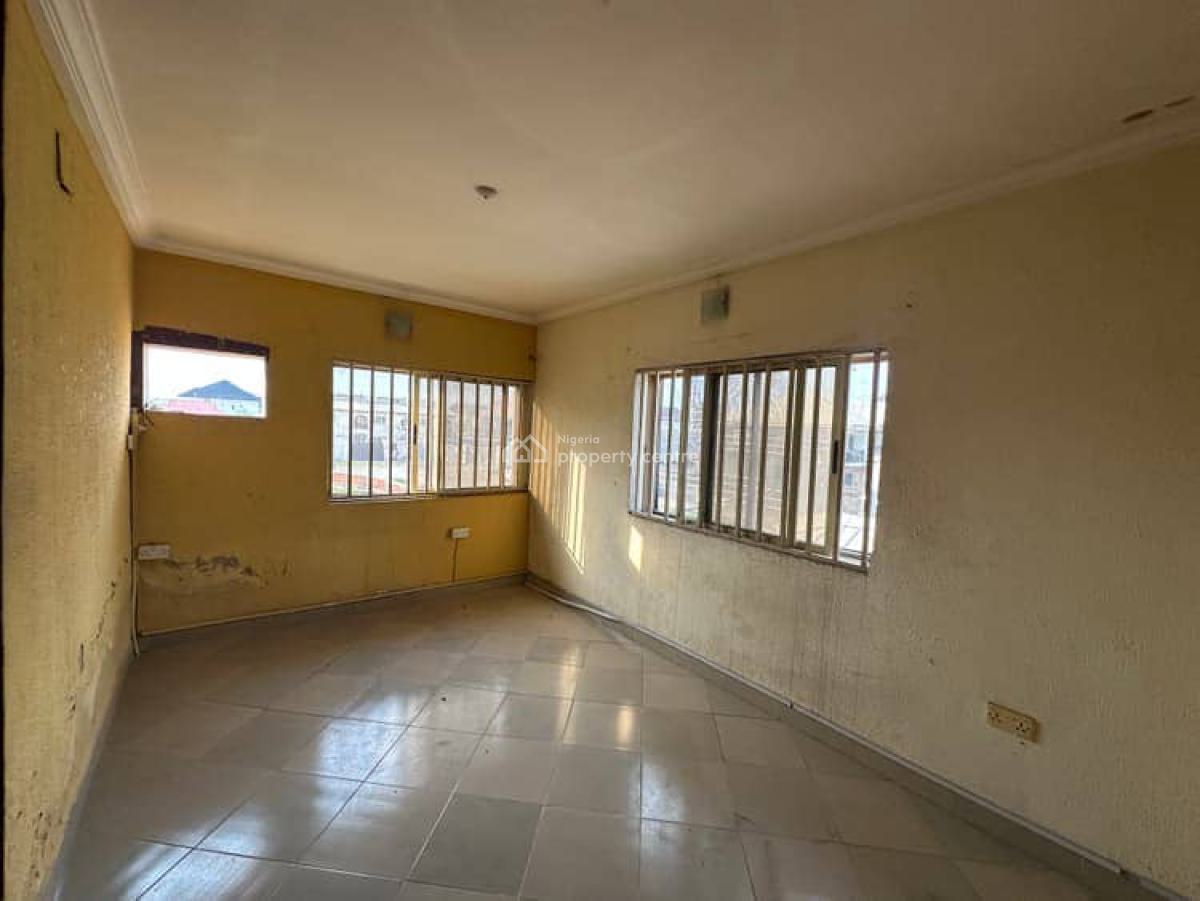 2 Bedroom Apartment, Mobile, Ilaje, Ajah, Lagos, Flat / Apartment for Rent