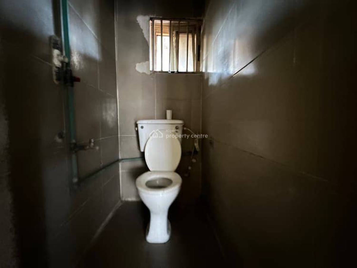 2 Bedroom Apartment, Mobile, Ilaje, Ajah, Lagos, Flat / Apartment for Rent