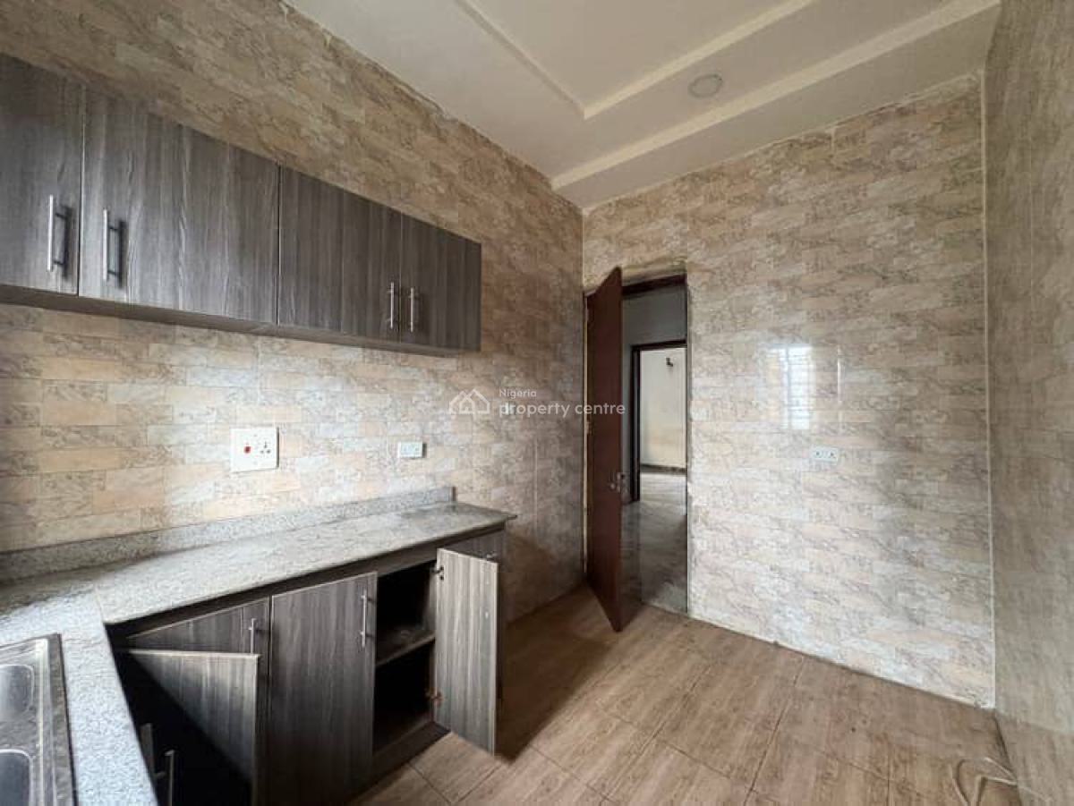 2 Bedroom Apartment, Chevron Drive, Lekki Expressway, Lekki, Lagos, Flat / Apartment for Rent