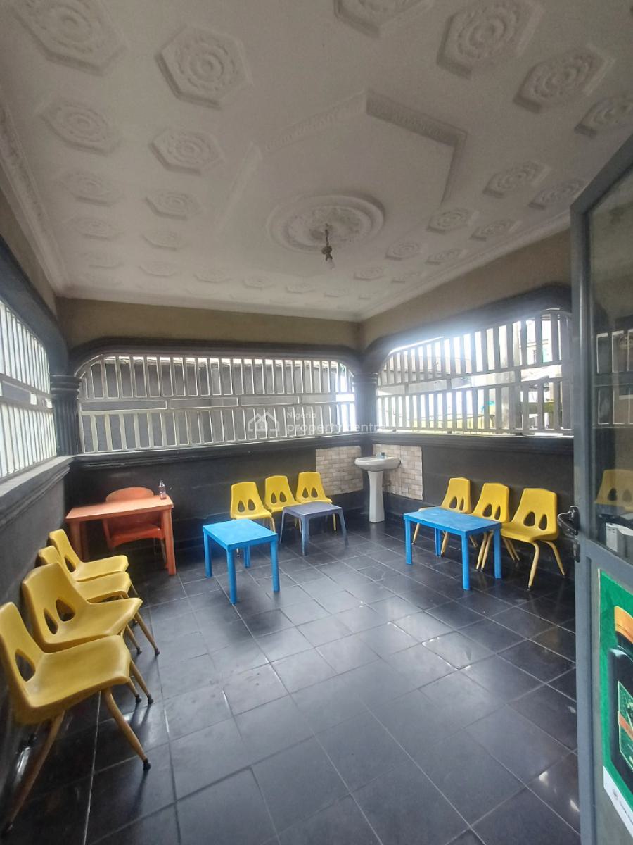 6- Room Guest House, Obi Wali Road, Rumuigbo, Port Harcourt, Rivers, Hotel / Guest House for Sale