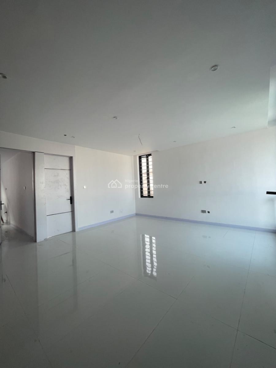 Spaciously Built 2 Bedroom Apartment, Ologolo, Lekki, Lagos, Flat / Apartment for Sale