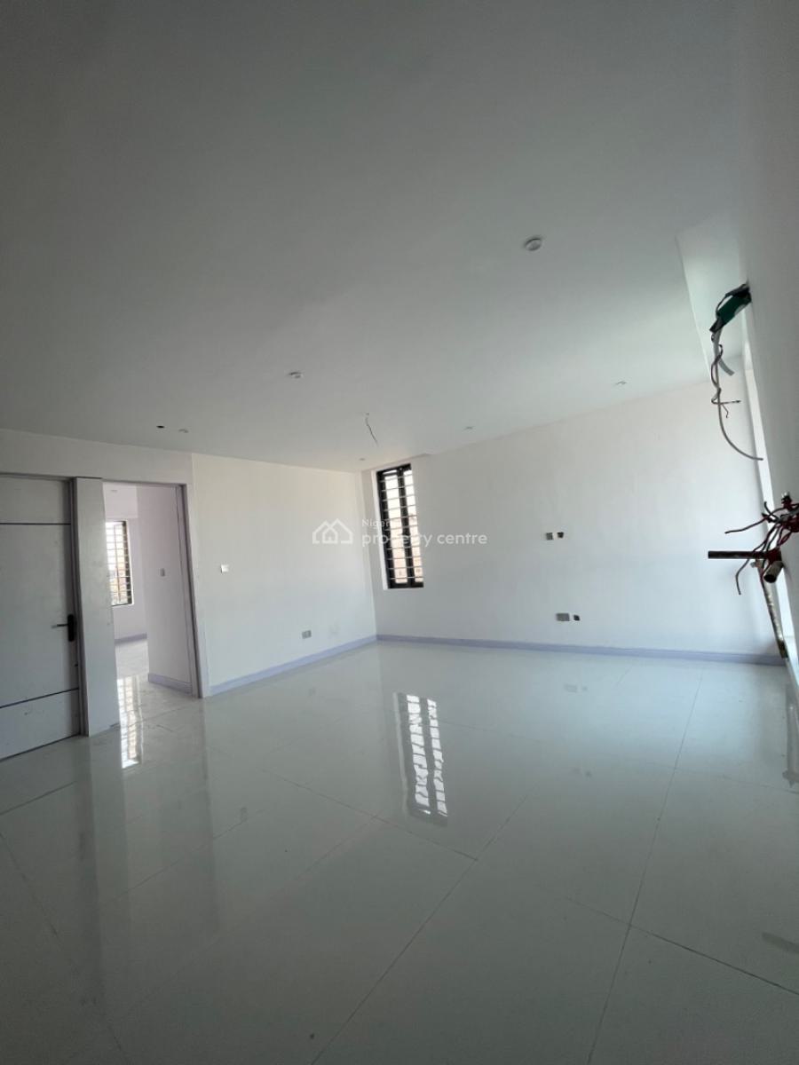 Spaciously Built 2 Bedroom Apartment, Ologolo, Lekki, Lagos, Flat / Apartment for Sale