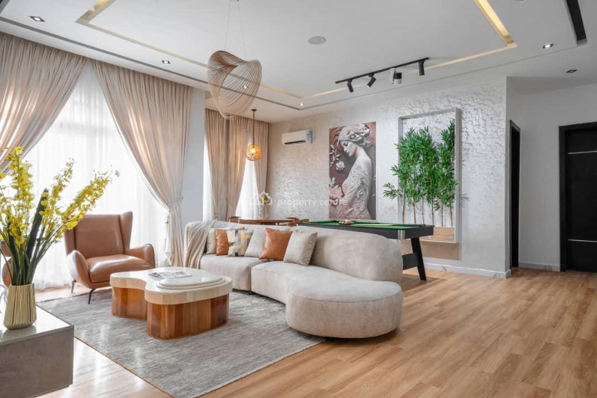 3 Bedroom Apartment . Please Emphasis on Getting a Really Cool Place., Lekki Phase 1, Lekki, Lagos, Flat / Apartment Short Let