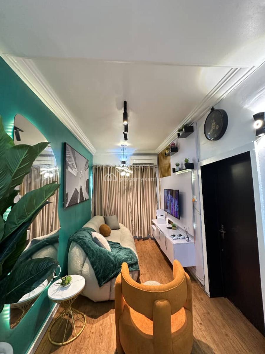 3 Bedroom Apartment . Please Emphasis on Getting a Really Cool Place., Lekki Phase 1, Lekki, Lagos, Flat / Apartment Short Let