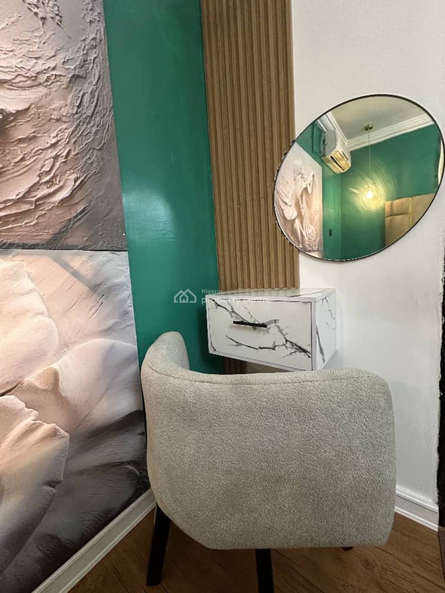 3 Bedroom Apartment . Please Emphasis on Getting a Really Cool Place., Lekki Phase 1, Lekki, Lagos, Flat / Apartment Short Let