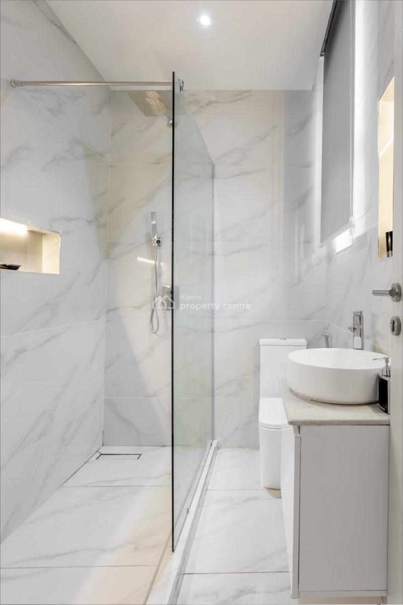 3 Bedroom Apartment . Please Emphasis on Getting a Really Cool Place., Lekki Phase 1, Lekki, Lagos, Flat / Apartment Short Let