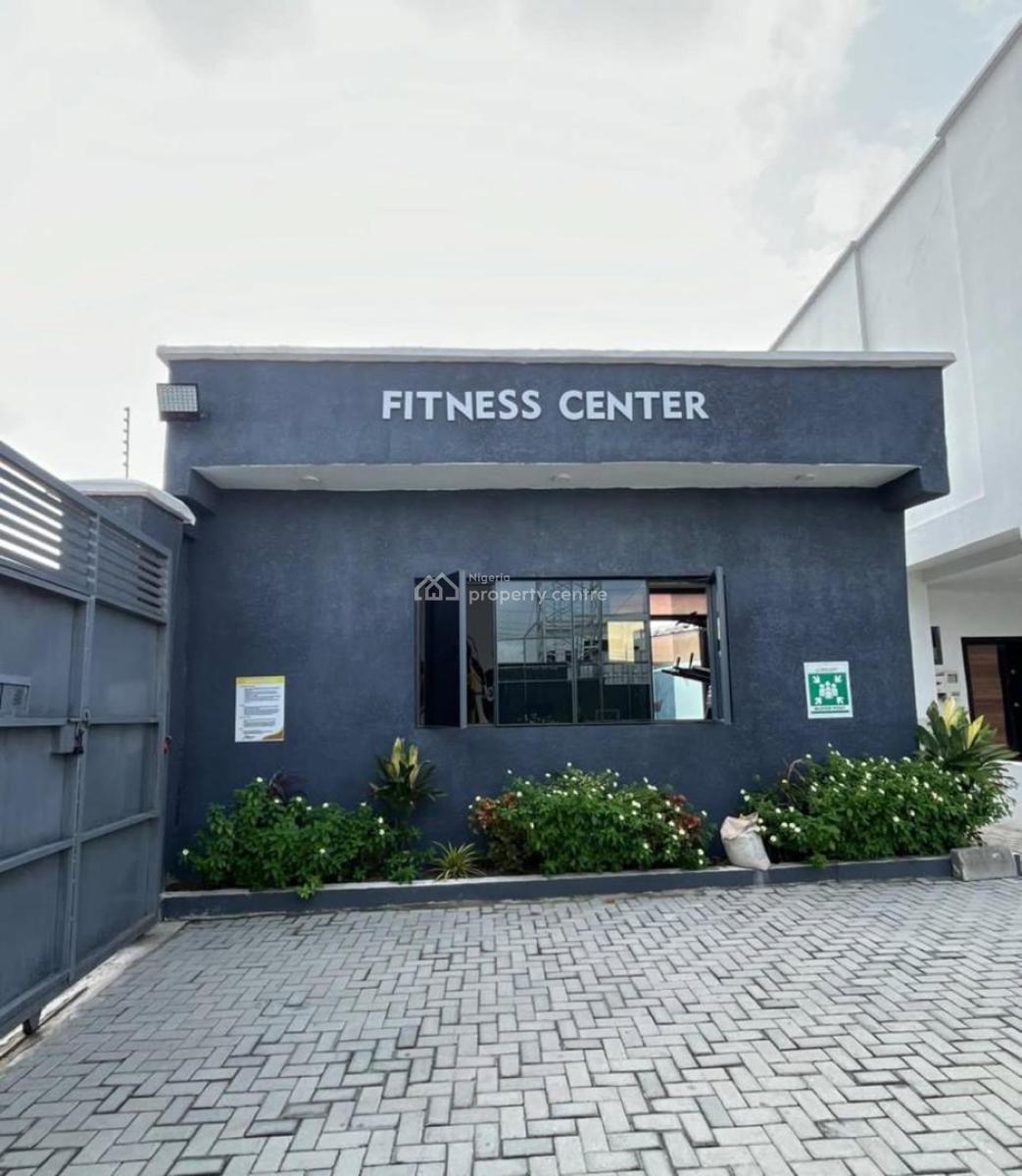 2 Bedroom Apartment . Please Emphasis on Getting a Really Cool Place., Lekki Phase 1, Lekki, Lagos, Flat / Apartment Short Let