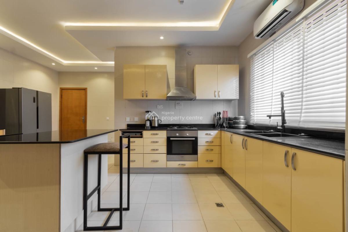 Waterfront 3 Bedroom Apartment with Swimming Pool, Fitted Gym, Cinema, Ikoyi, Lagos, Flat / Apartment Short Let