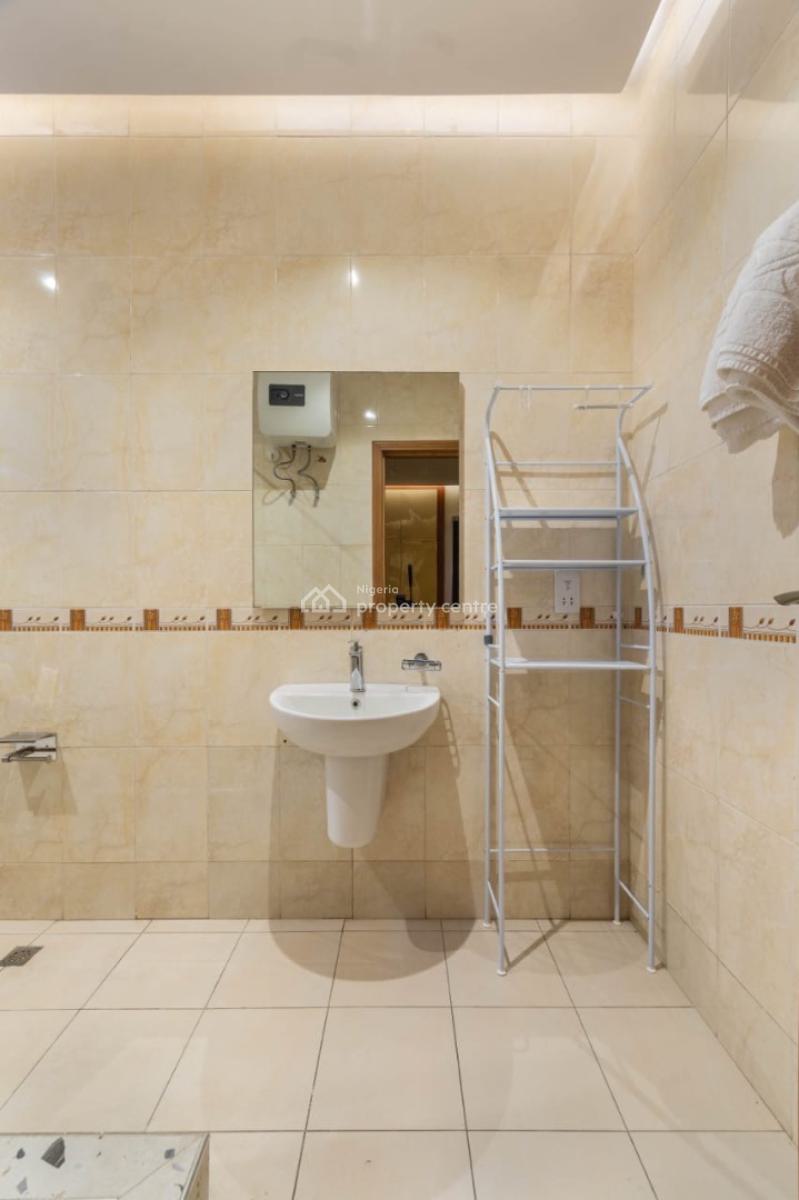 Waterfront 3 Bedroom Apartment with Swimming Pool, Fitted Gym, Cinema, Ikoyi, Lagos, Flat / Apartment Short Let