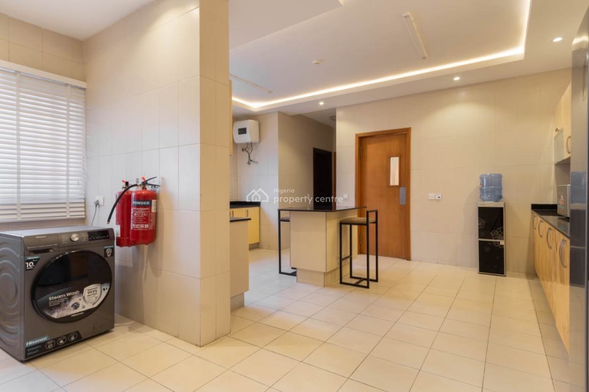 Waterfront 3 Bedroom Apartment with Swimming Pool, Fitted Gym, Cinema, Ikoyi, Lagos, Flat / Apartment Short Let