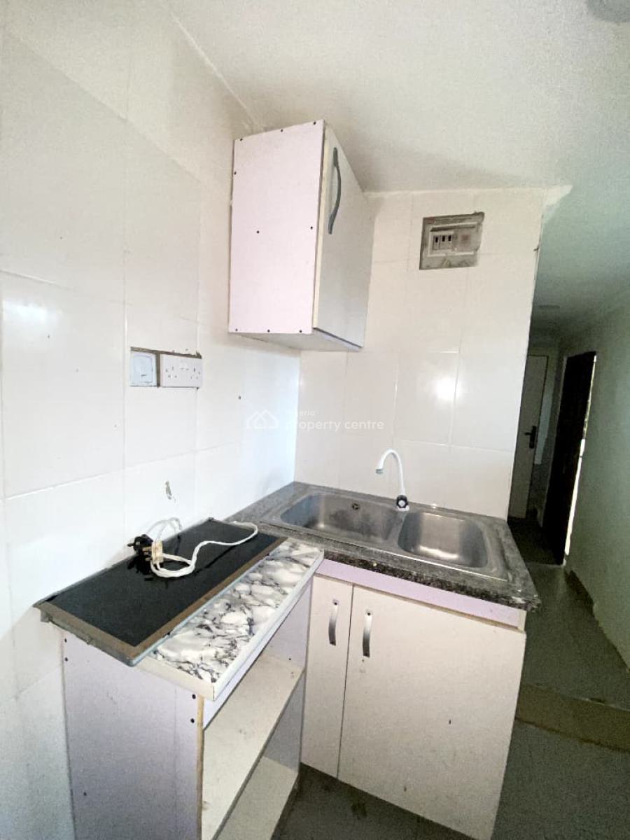 Lovely Two Units of Mini Flat with Communal Pool in a Secure Estate, Victoria Island (vi), Lagos, Mini Flat (room and Parlour) for Rent