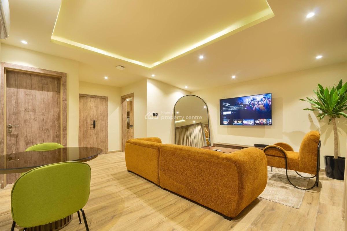 2  Bedroom Apartment . Please Emphasis on Getting a Really Cool Place., Ikoyi, Lagos, Flat / Apartment Short Let