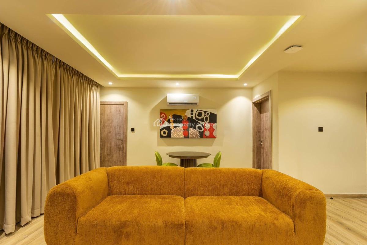 2  Bedroom Apartment . Please Emphasis on Getting a Really Cool Place., Ikoyi, Lagos, Flat / Apartment Short Let