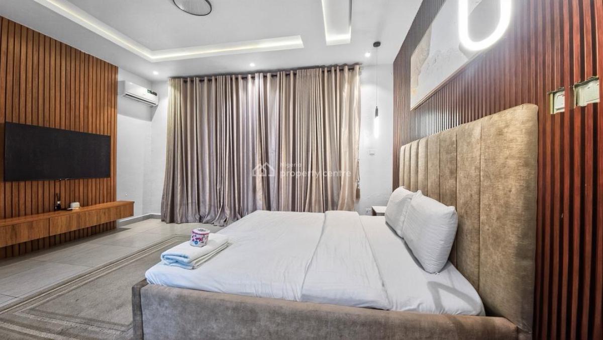 Cosmos: Urban Three Bedroom Apartment with Balcony and Other Top Notch, Victoria Island (vi), Lagos, Flat / Apartment Short Let