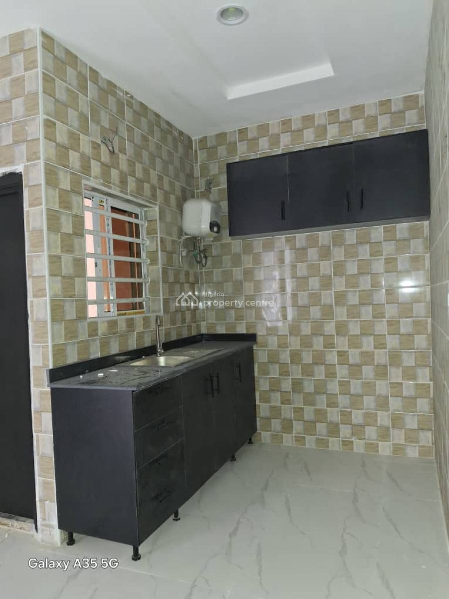 Luxury 3 Bedroom Flat with Pop Desings, Therra Annex, Sangotedo, Ajah, Lagos, Flat / Apartment for Rent