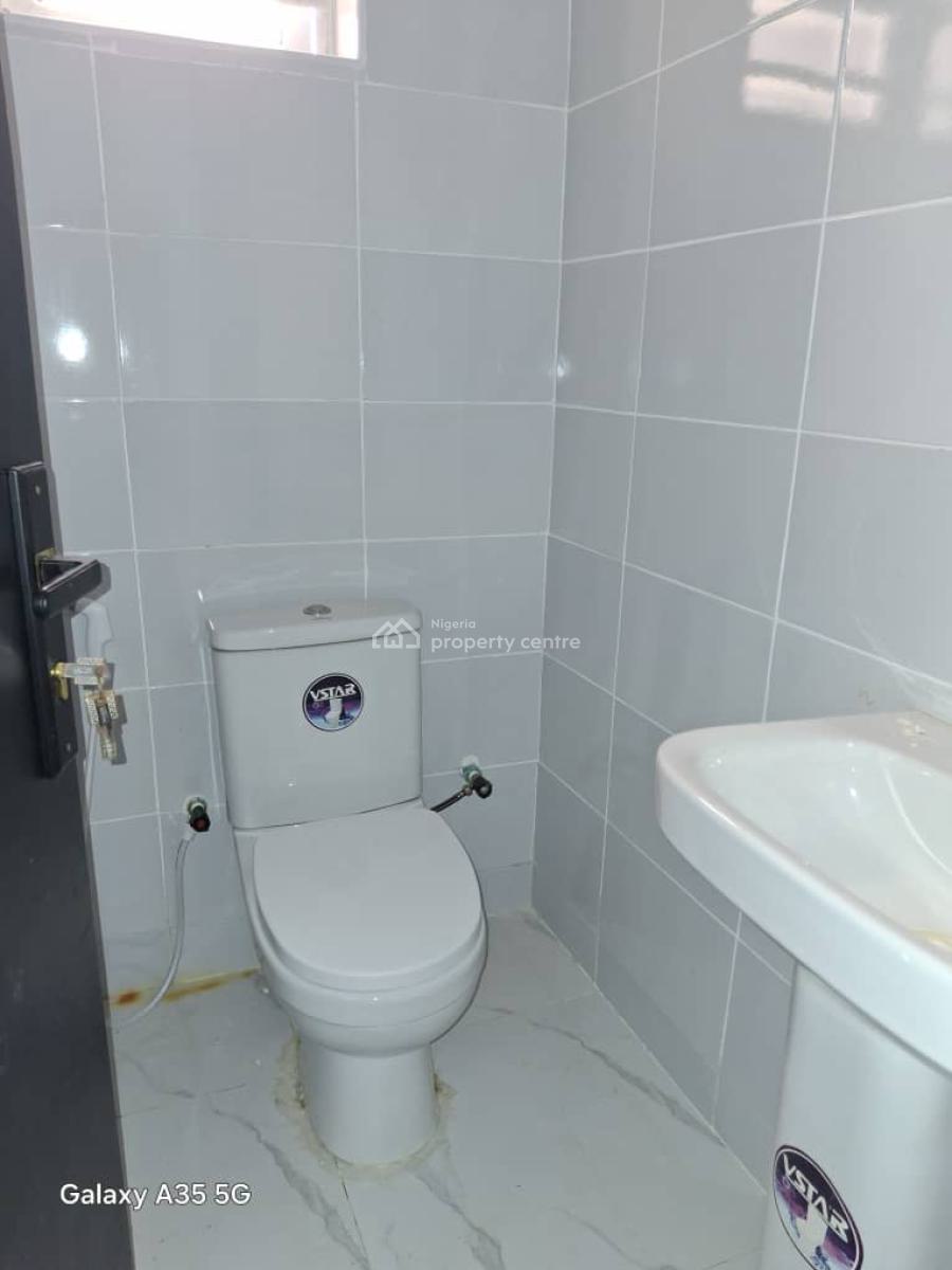 Luxury 3 Bedroom Flat with Pop Desings, Therra Annex, Sangotedo, Ajah, Lagos, Flat / Apartment for Rent
