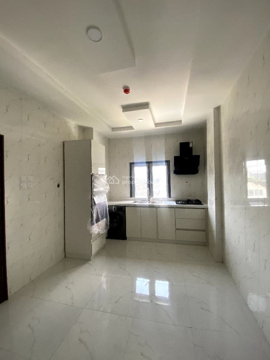 Lovely 3 Bedroom Apartment in a Secure Estate, Ikoyi, Lagos, Flat / Apartment for Rent