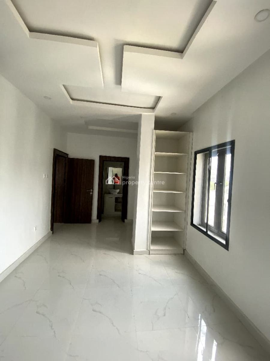 Lovely 3 Bedroom Apartment in a Secure Estate, Ikoyi, Lagos, Flat / Apartment for Rent